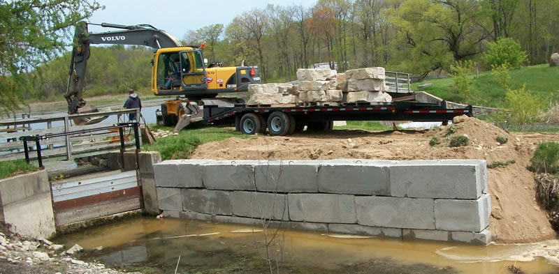 https://www.dundeemill.org/pictures/2010/8 mill park work 013.jpg